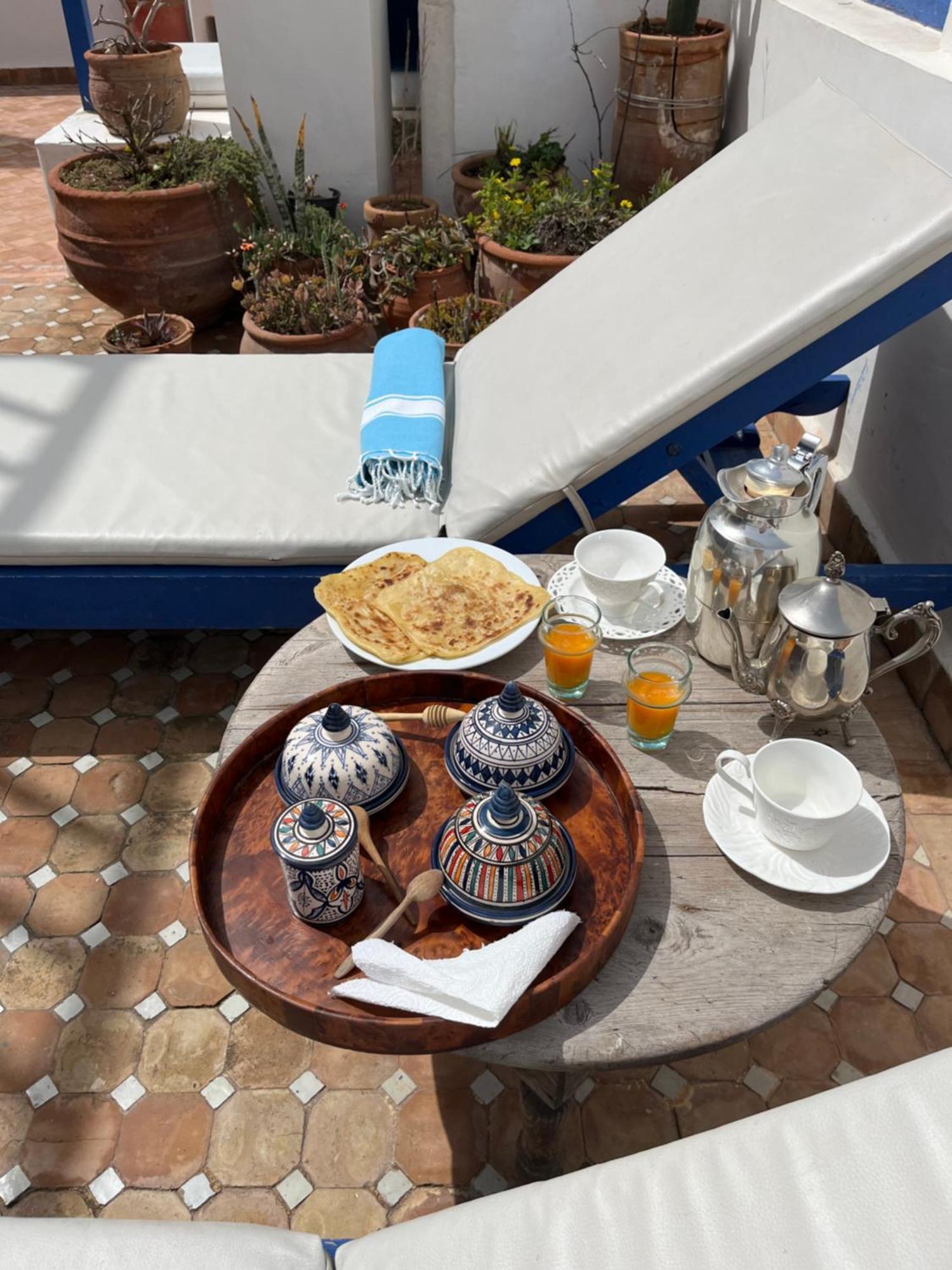 Riad Le Consulat - Private Riad For Family & Group, Breakfast Included, Skala Essaouira Exterior foto